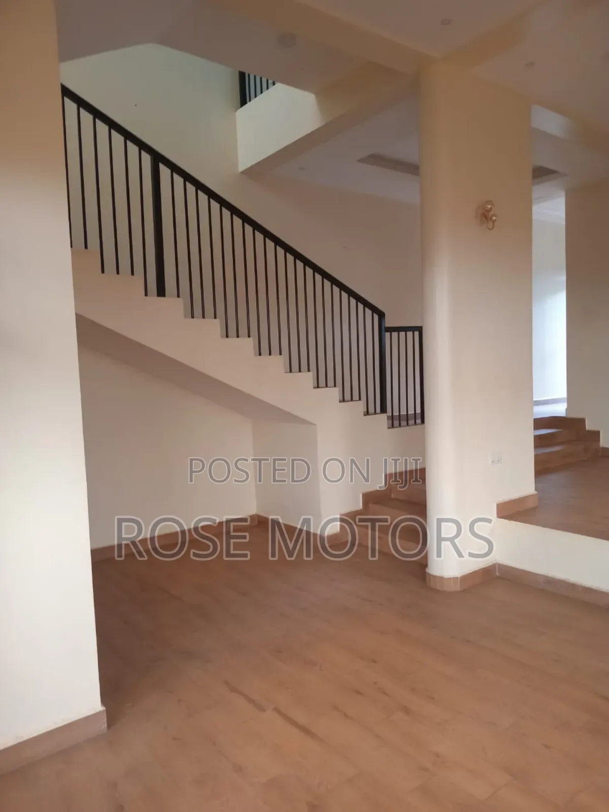 3bdrm Duplex in Kira, Central Division for rent