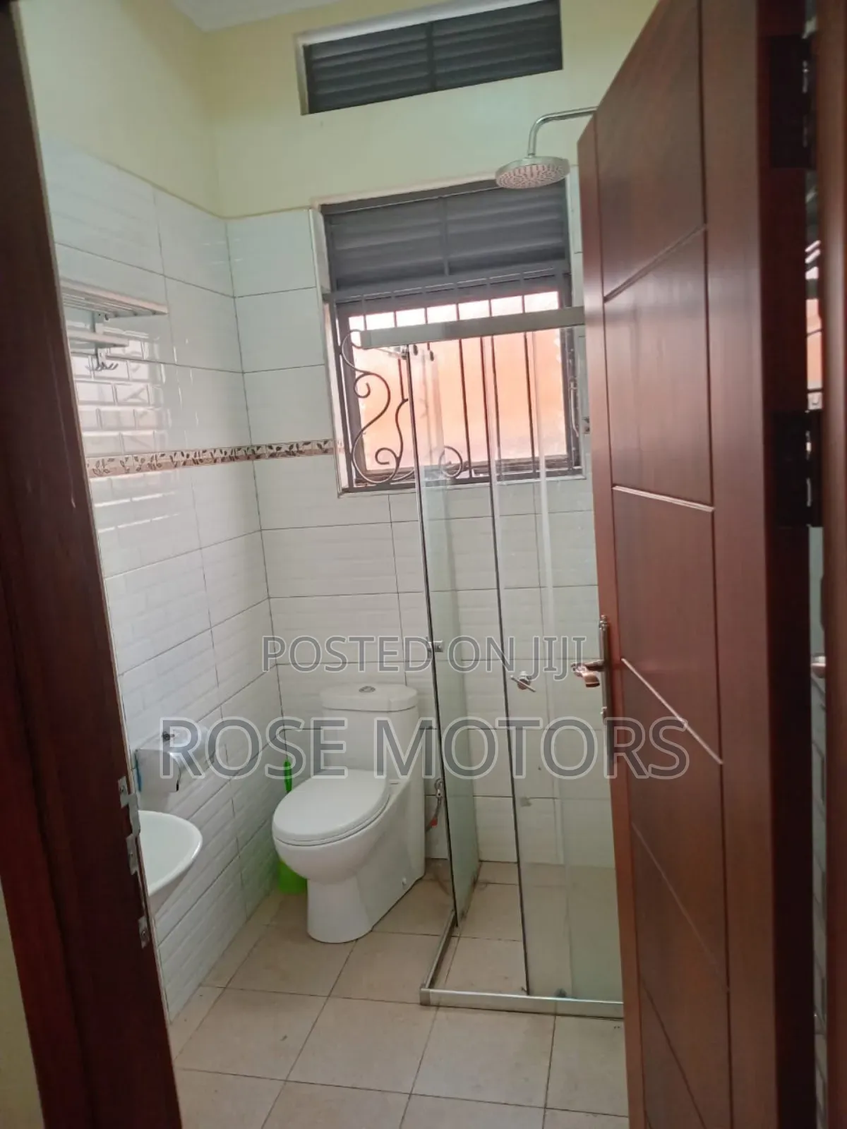 3bdrm Duplex in Kira, Central Division for rent