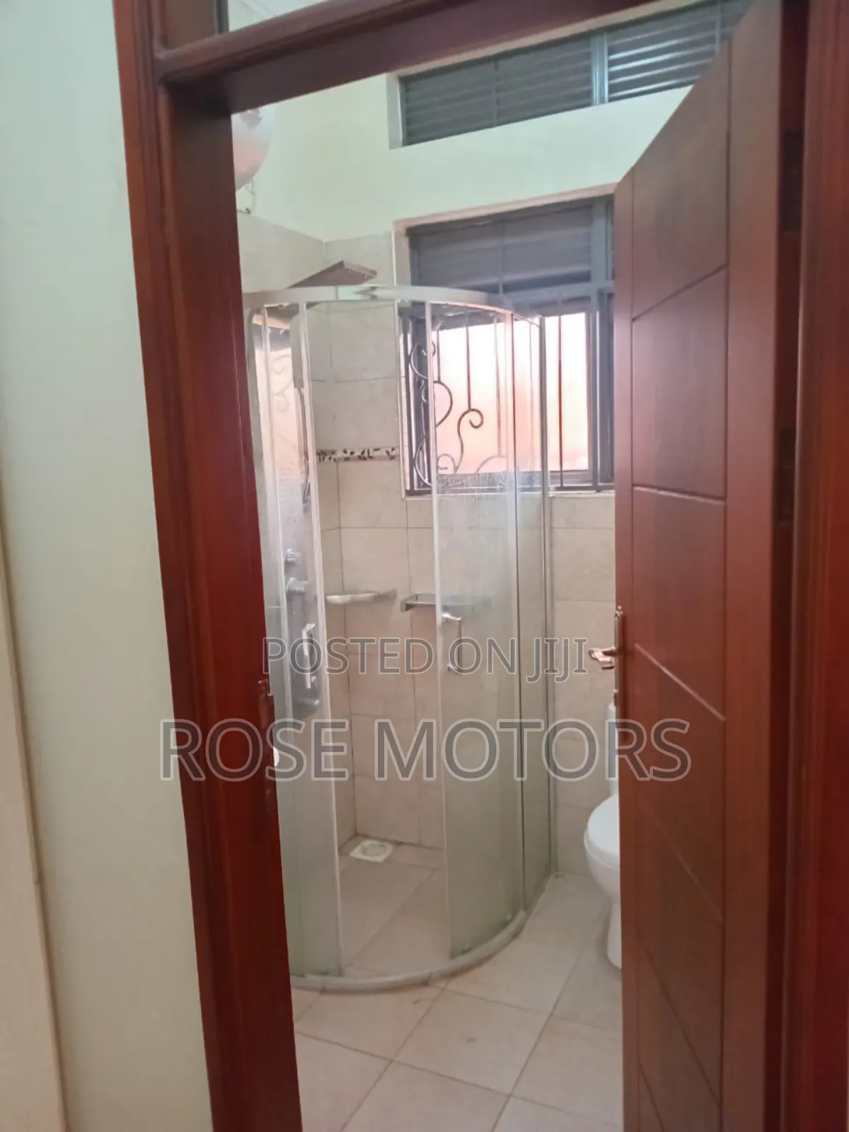 3bdrm Duplex in Kira, Central Division for rent