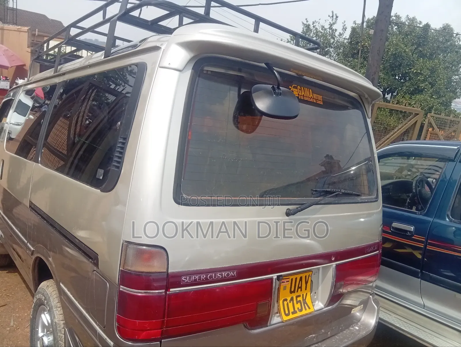 Toyota HiAce 2001 Grey