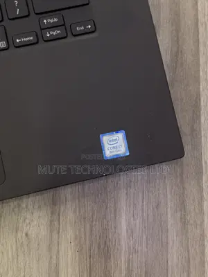 Laptop Dell Precision 5530 16GB Intel Core i7 SSD 512GB