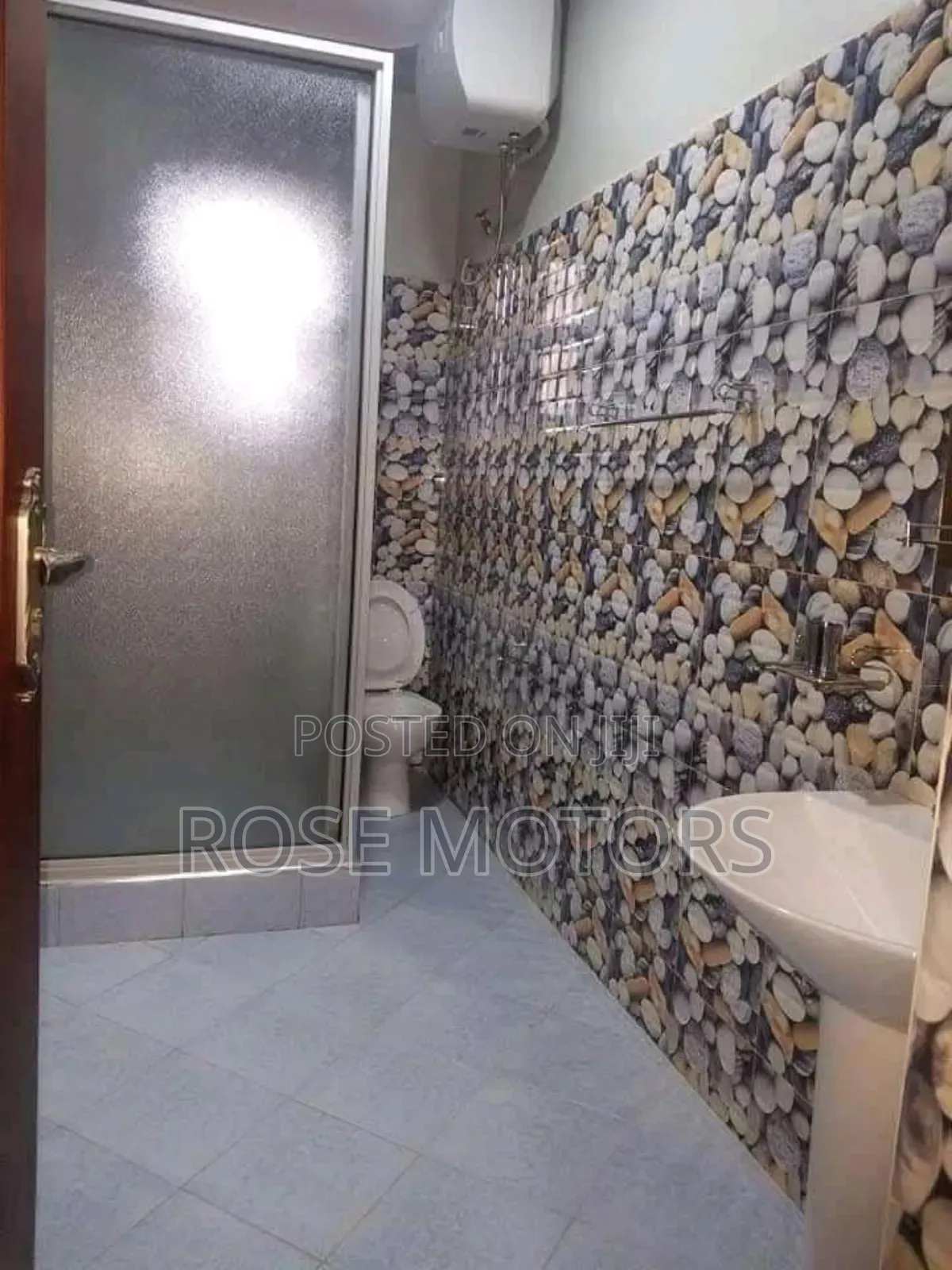 2bdrm Apartment in Bweyogerere, Central Division for rent