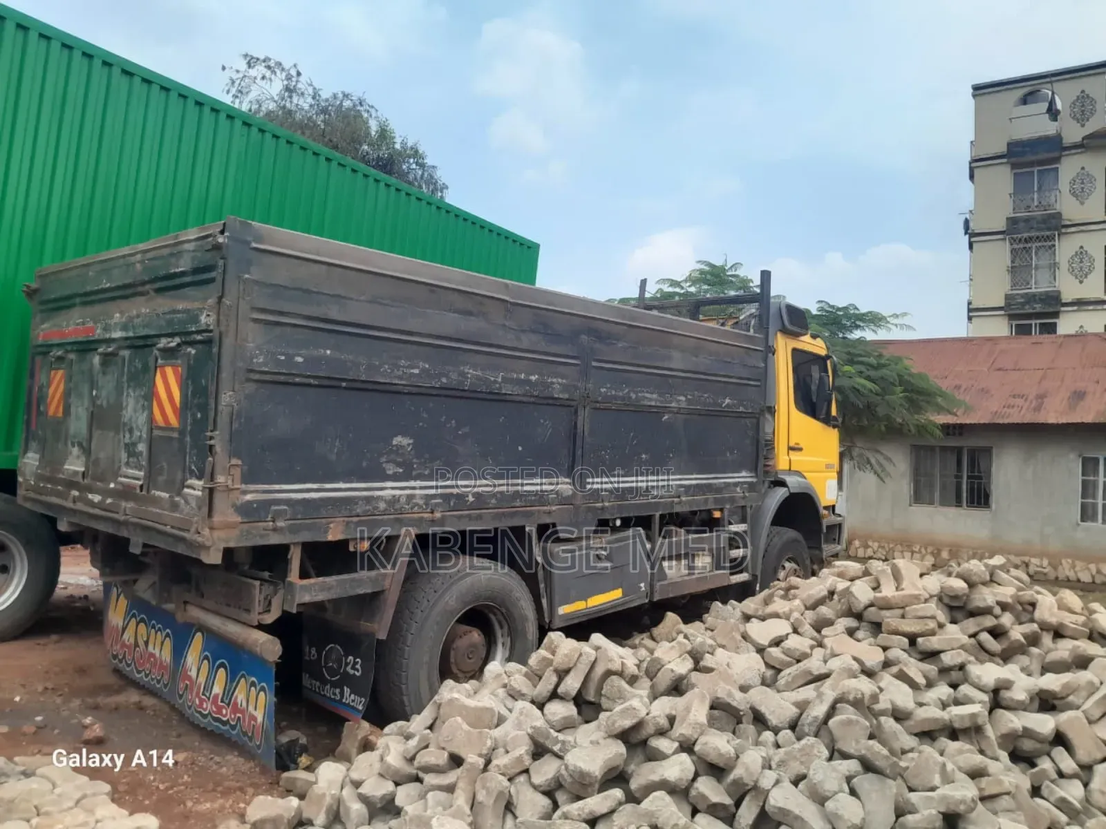 Mercedes Benz Tipper