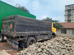 Mercedes Benz Tipper