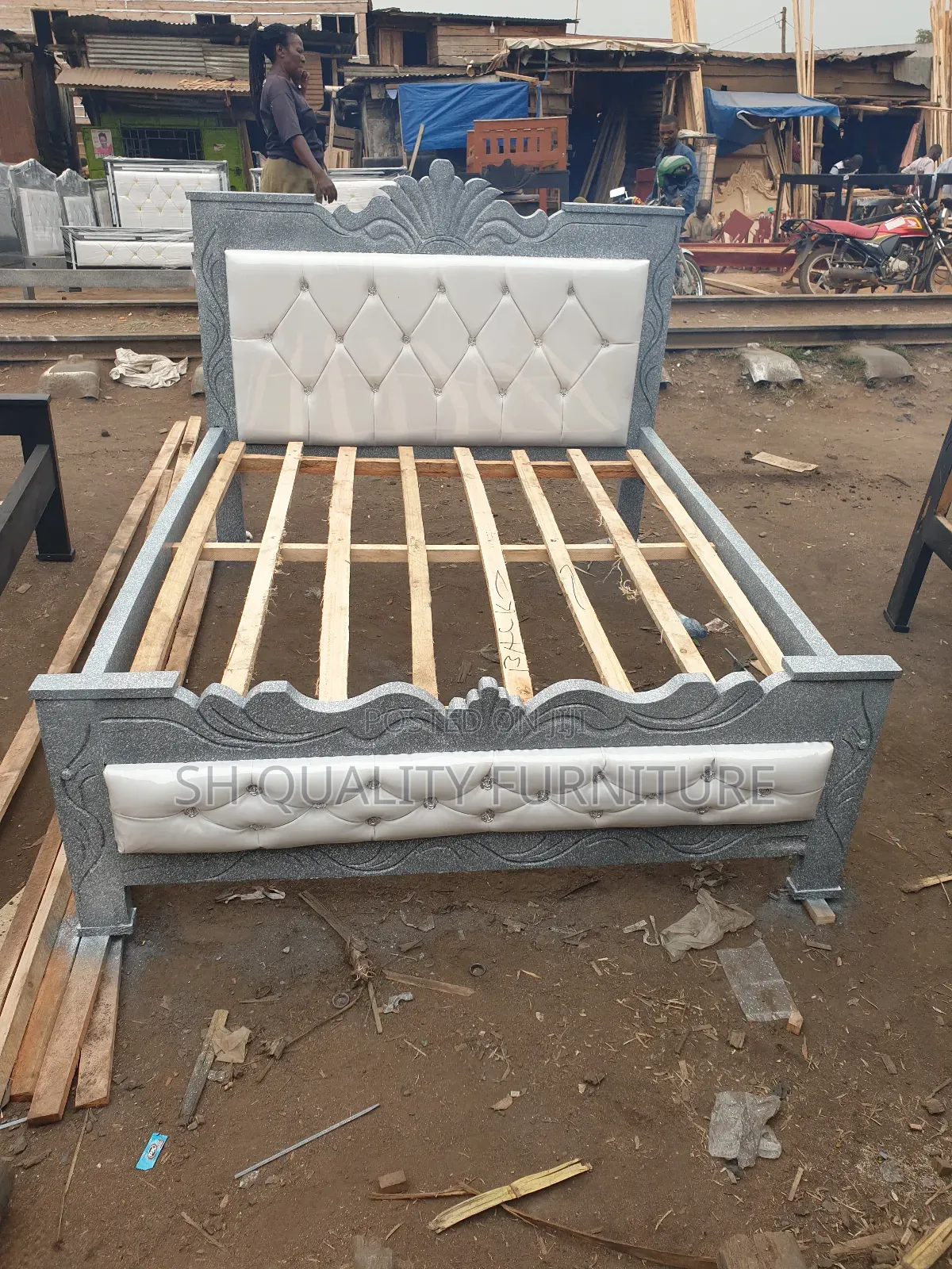 Horned Bed 5x6