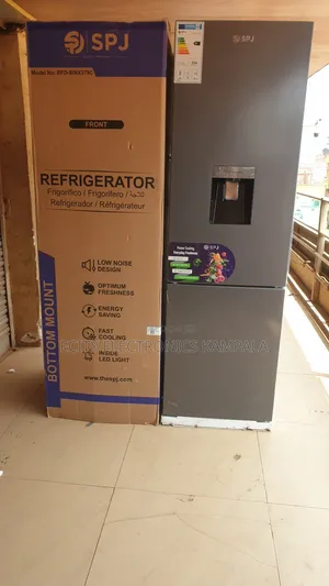 377l Fridge With a Water Dispenser SPJ