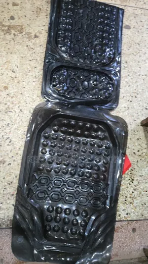 Toyota Noah 1996 - 2012 Car Floor Mats/ Carpets