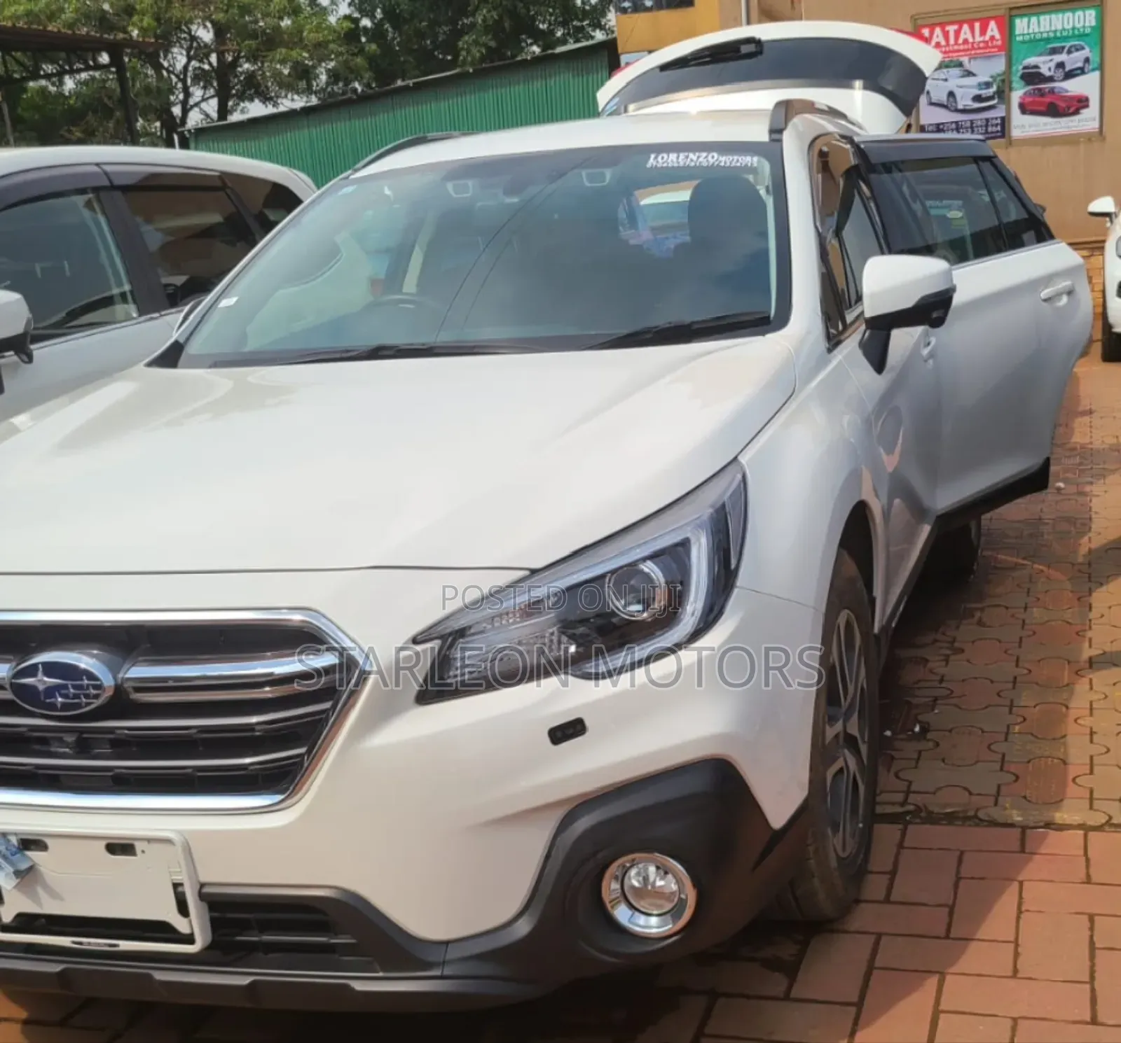 Subaru Legacy 2.5i Limited AWD 2017 White