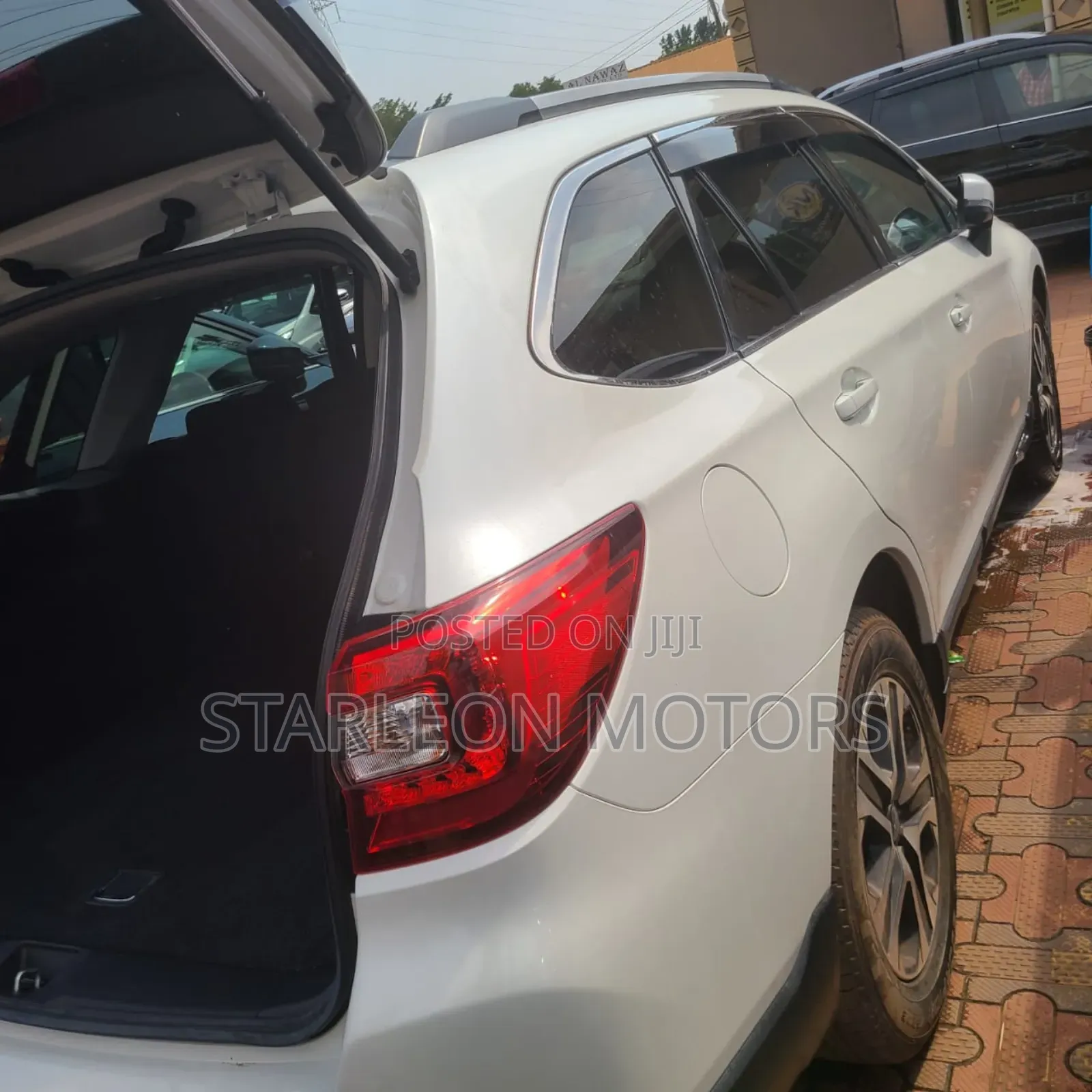 Subaru Legacy 2.5i Limited AWD 2017 White