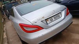 Mercedes-Benz CLS 2015 Silver