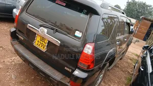Toyota Hilux Surf 2009 Black