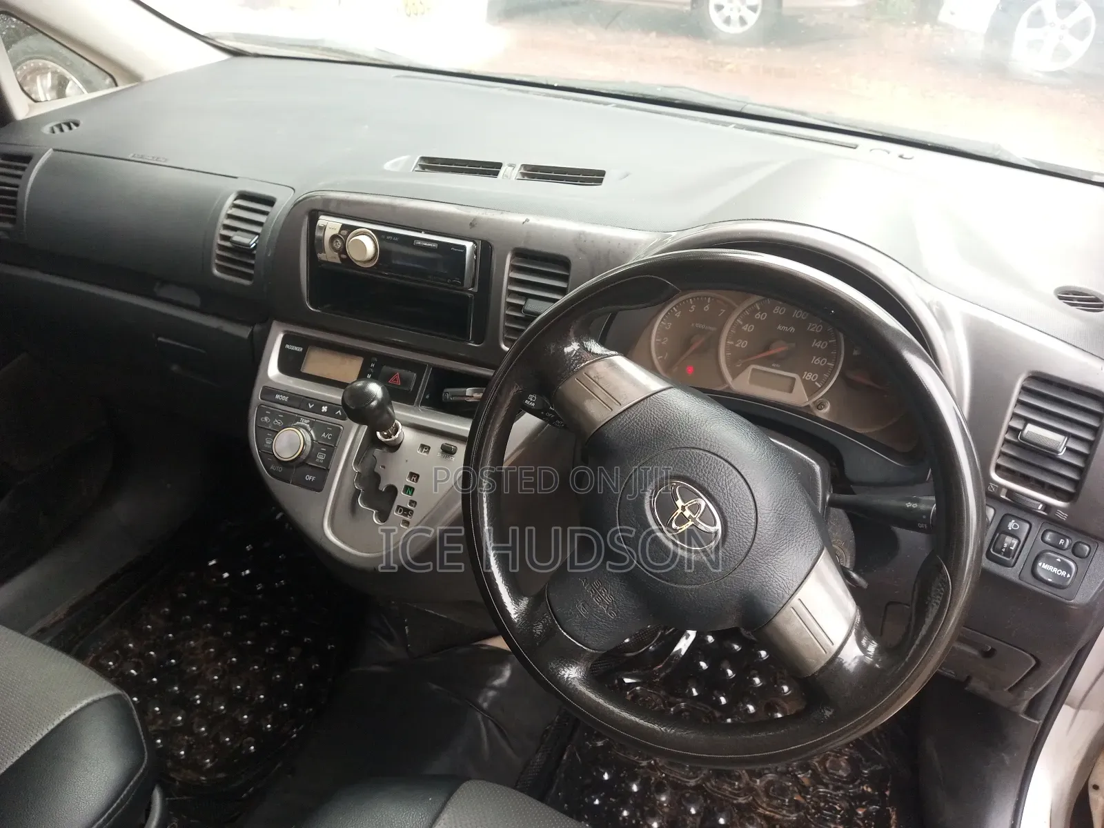 Toyota Wish 2006 Ivory