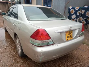 Toyota Mark II 2004 Silver