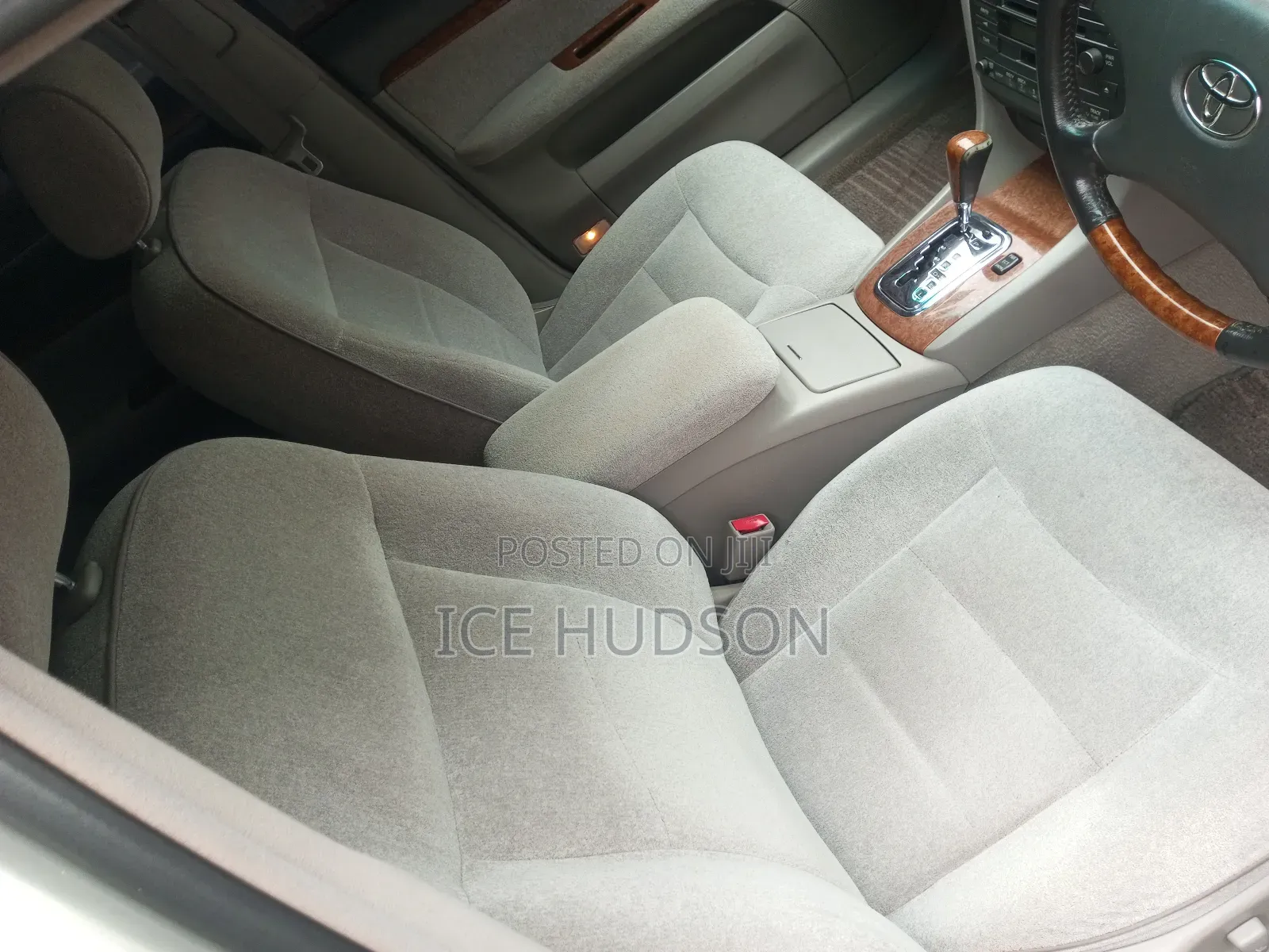 Toyota Mark II 2004 Silver