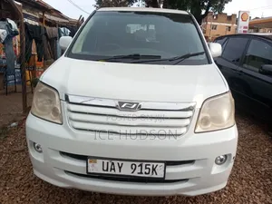 Toyota Noah 2004 Pearl