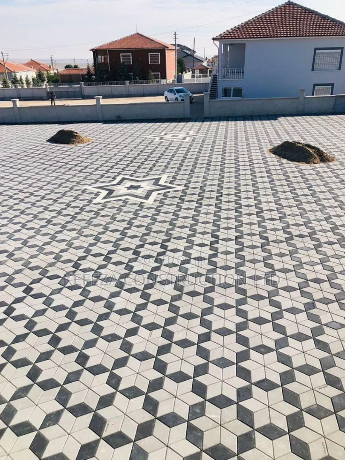 White and Black Pavings