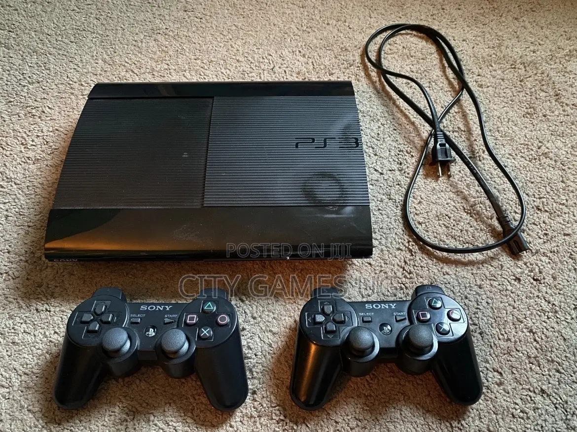 Sony Playstation 3 Super Slim 250 Gb - Black W/ 2 Controllers