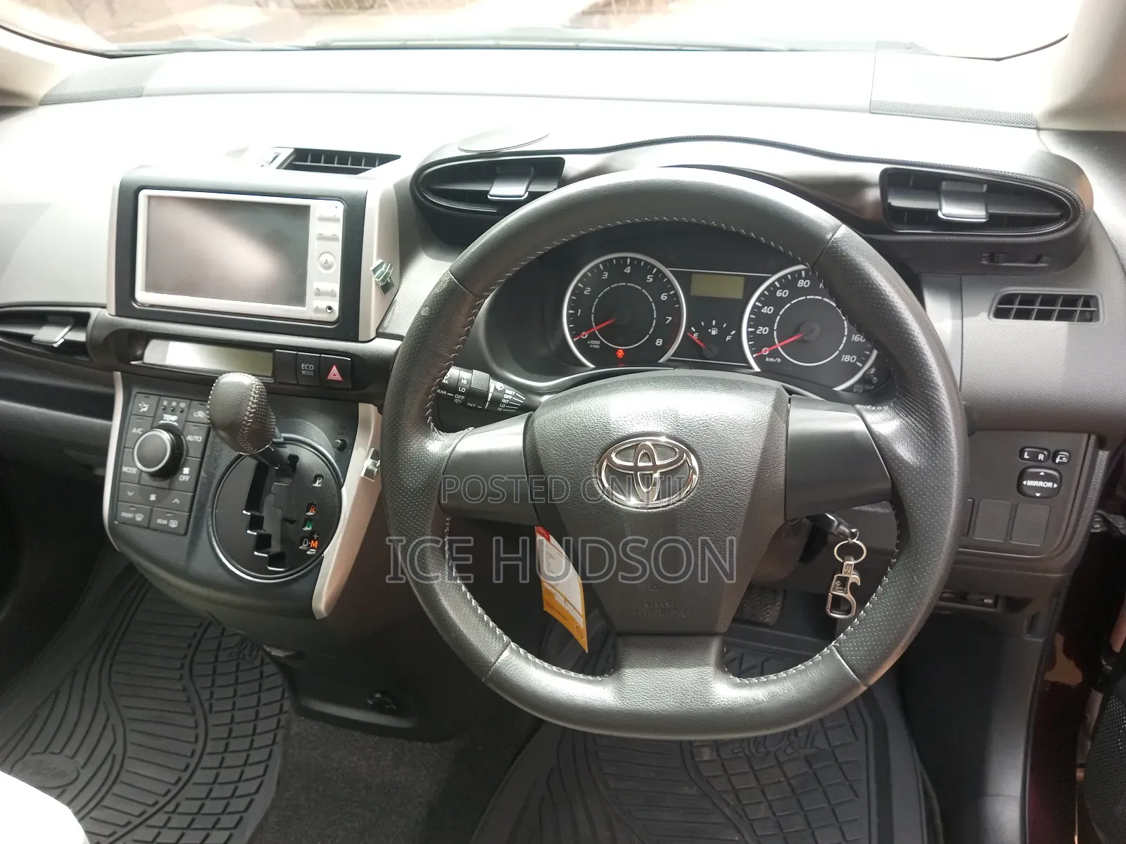 Toyota Wish 2012 Burgundy