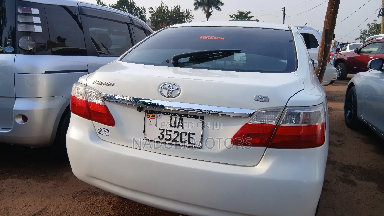 Toyota Premio 2010 White