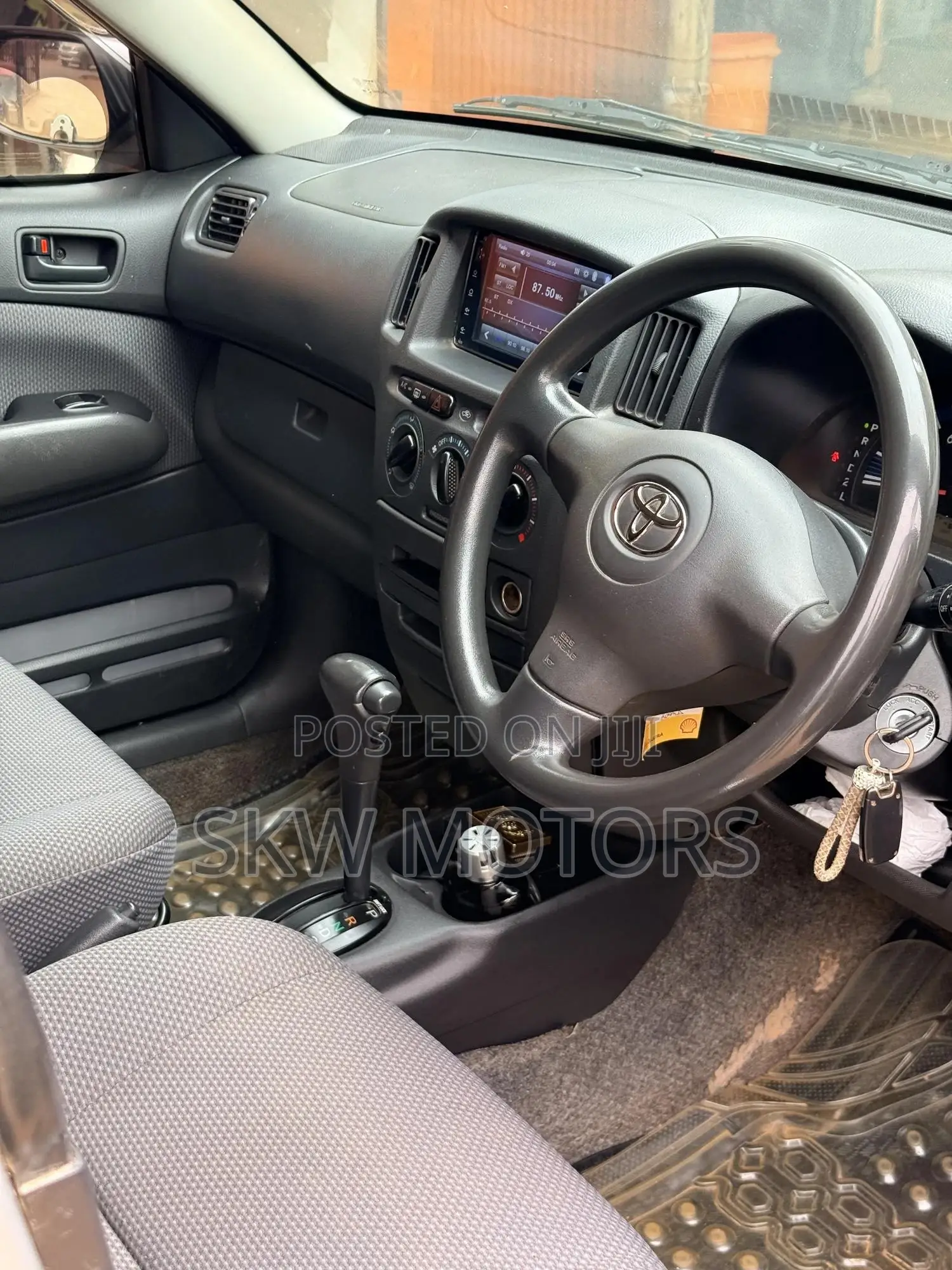 Toyota Succeed 2007 Silver