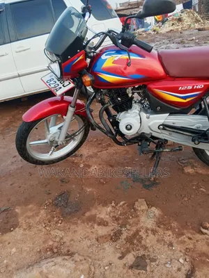 Bajaj Boxer 125 2024 Red