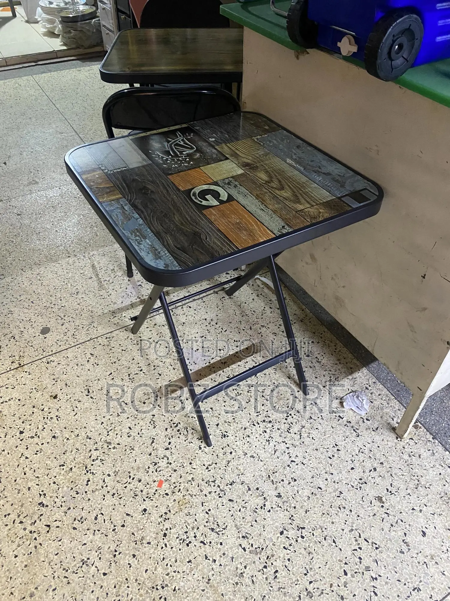 Compound Table