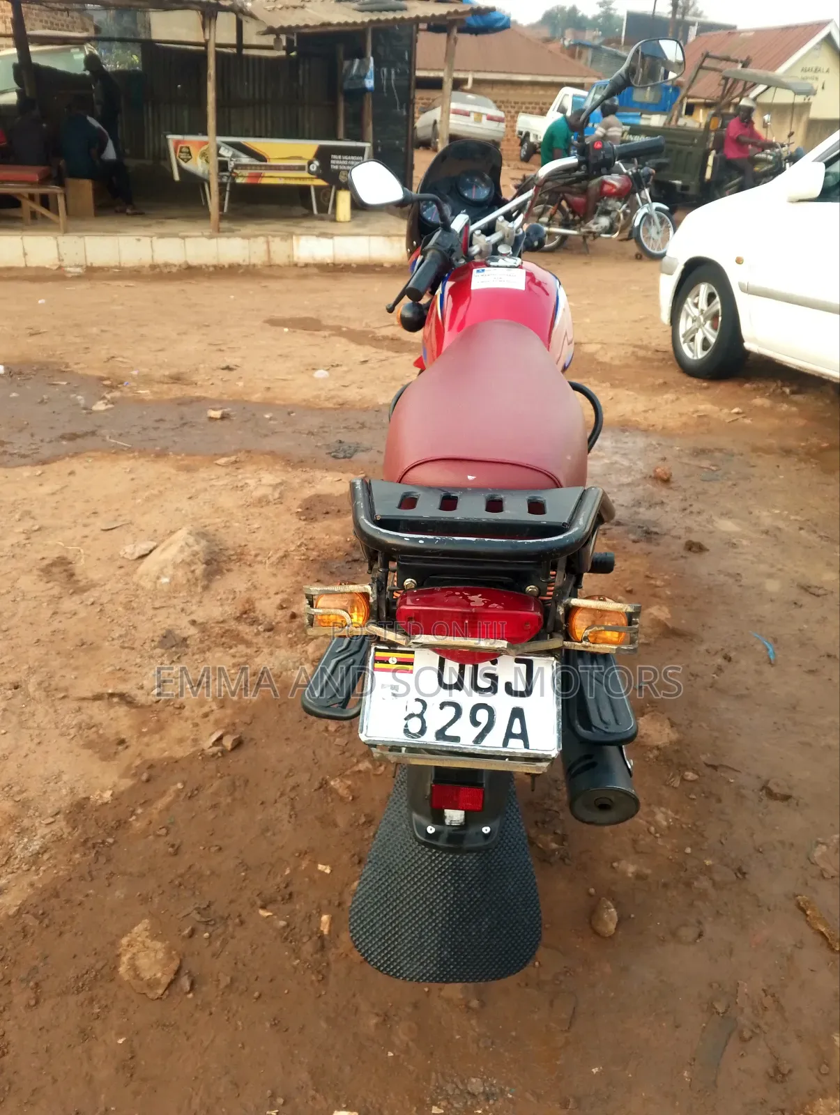 Bajaj Boxer 125 2024 Red