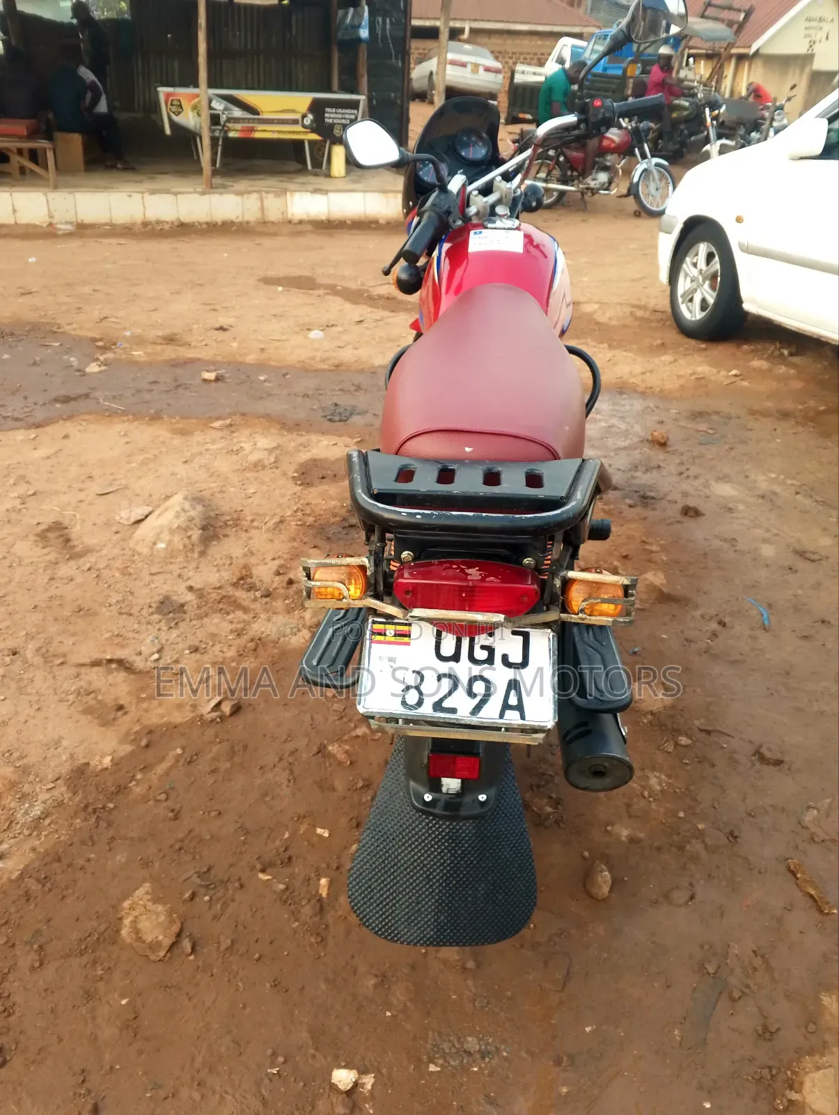 Bajaj Boxer 125 2024 Red