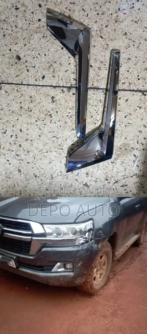 Fj200 2016 Headlamp Mouldings