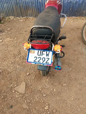 Bajaj Boxer 100 2023 Red
