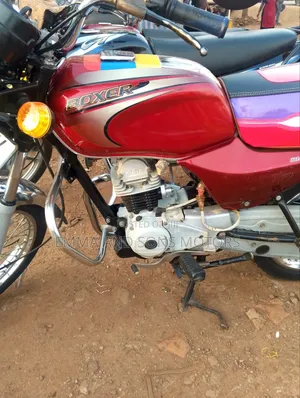 Bajaj Boxer 100 2023 Red