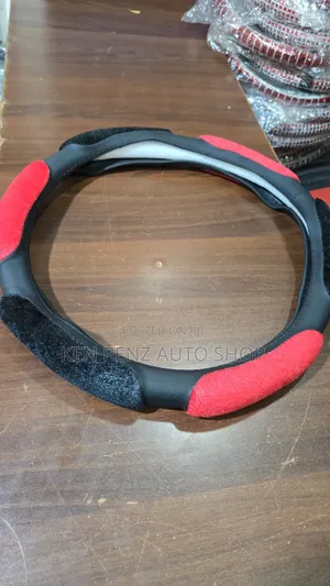 Black and Leatherette Car Steering Wheel Cover