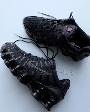 Unisex Classic Sneakers