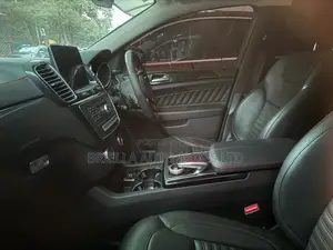 Mercedes-Benz GLE-Class 2016