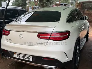Mercedes-Benz GLE-Class 2016