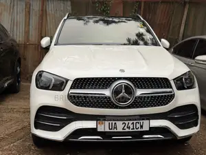 Mercedes-Benz GLE-Class 2021