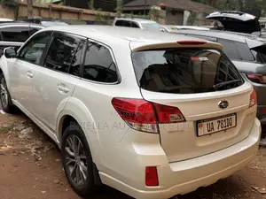 Subaru Outback 2012