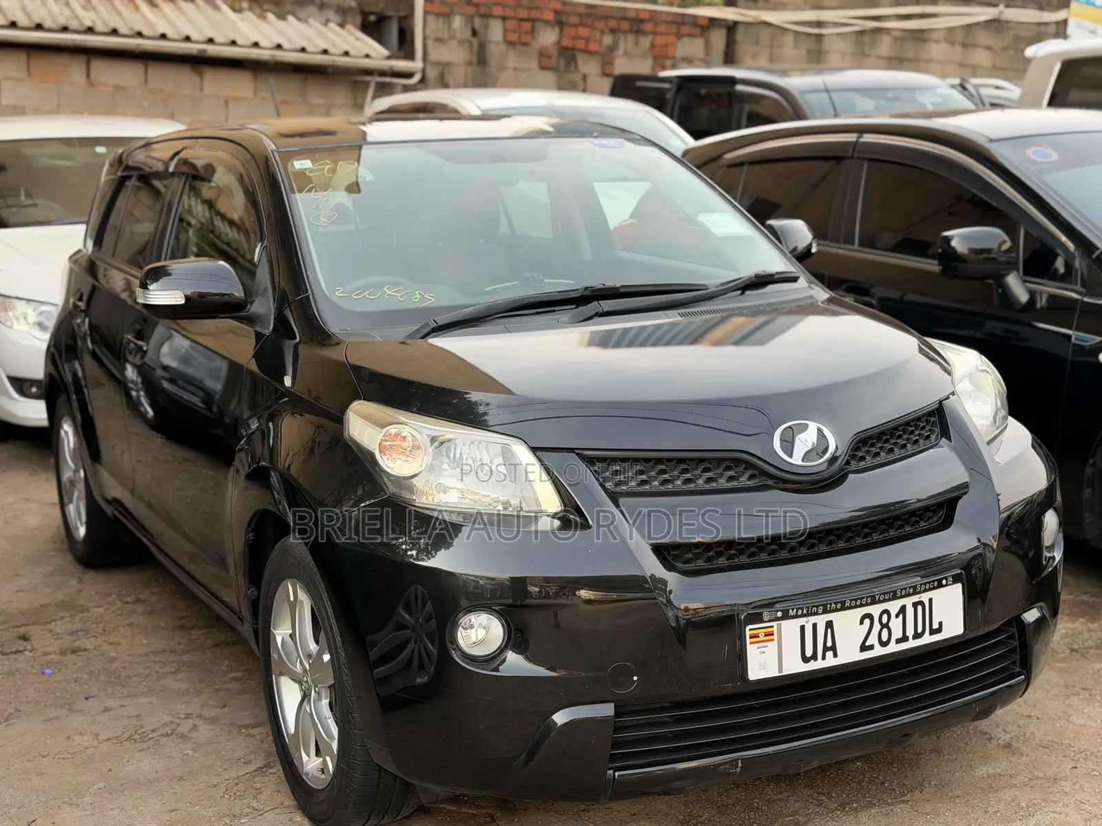 Toyota IST 2011 Black