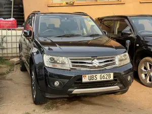 Suzuki Escudo 2015 Black