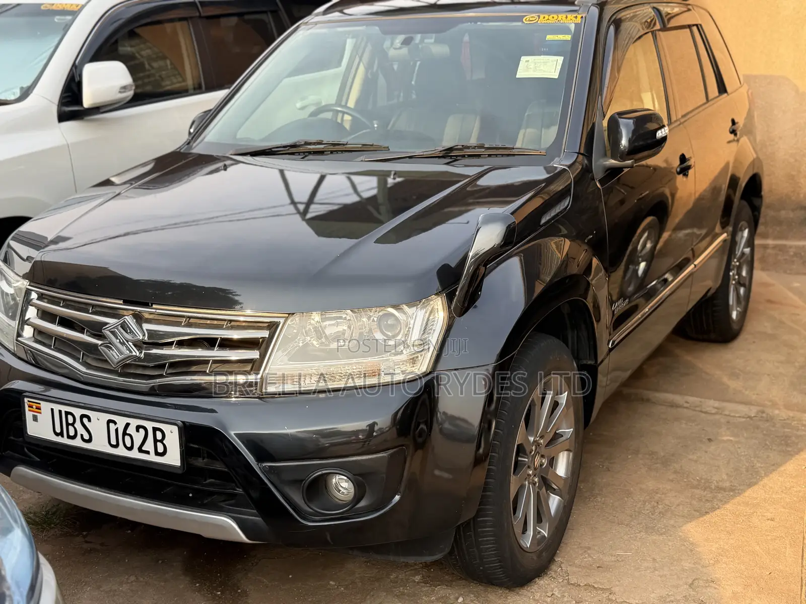 Suzuki Escudo 2015 Black