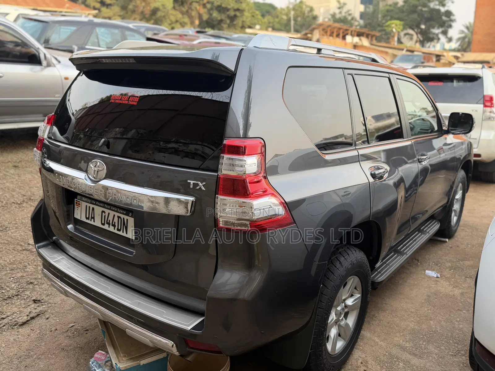 Toyota Land Cruiser Prado 2016 Gray