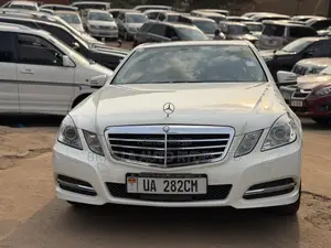 Mercedes-Benz E300 2010