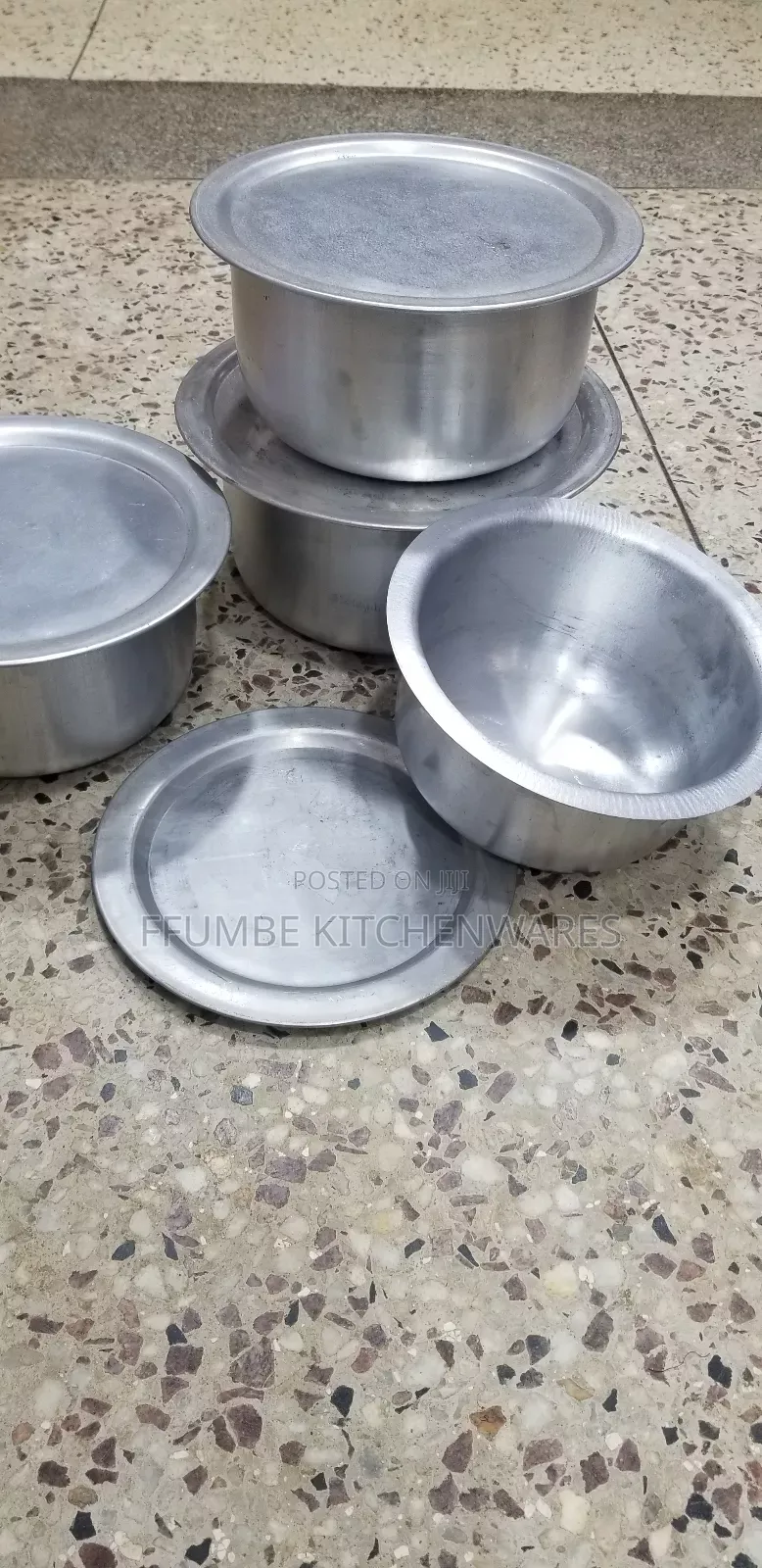 Source Pan Set 4 Pieces or Cookware Set