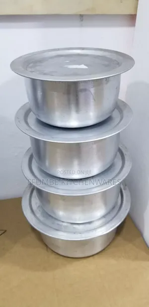Source Pan Set 4 Pieces or Cookware Set