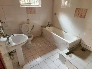3bdrm House in Standalone Kisaasi, Central Division for rent