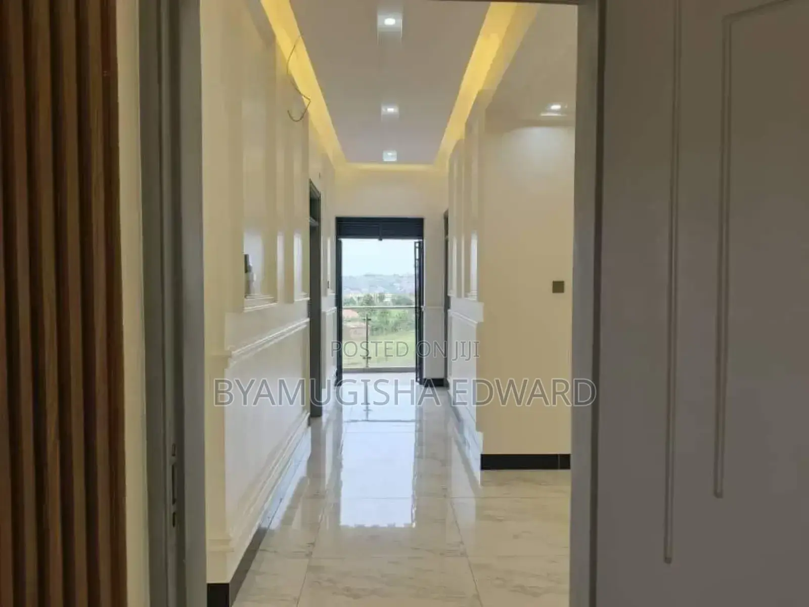 3bdrm House in Standalone Kisaasi, Central Division for rent