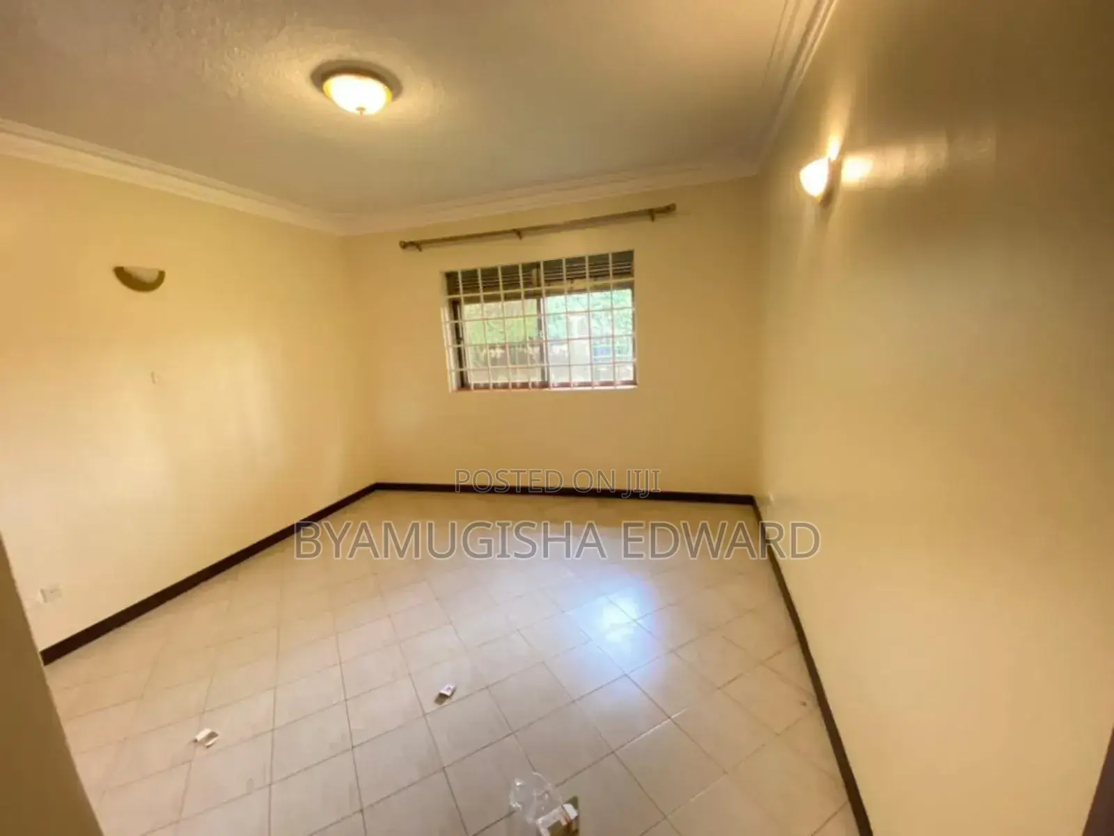 3bdrm House in Kisaasi, Central Division for rent
