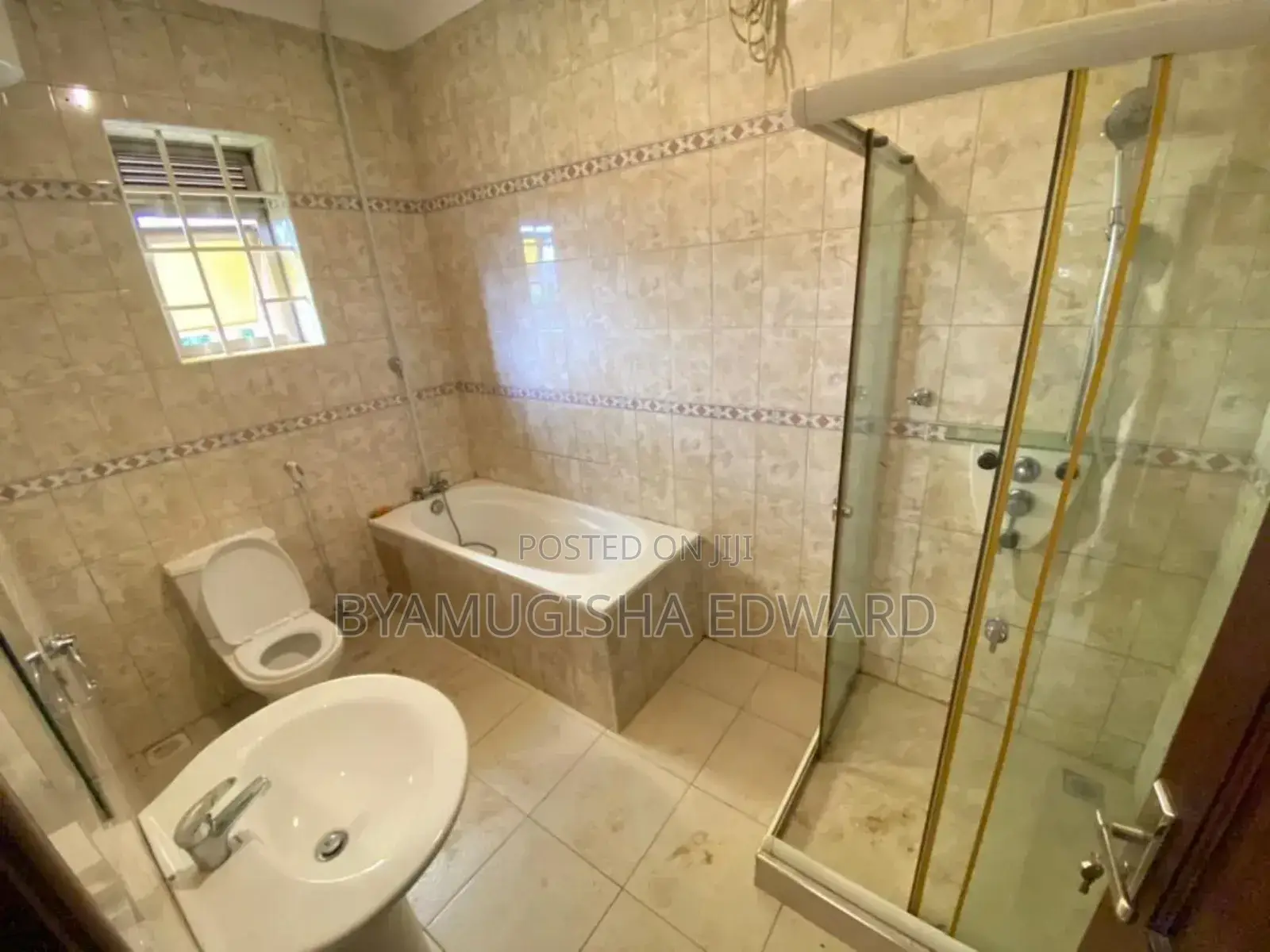 3bdrm House in Kisaasi, Central Division for rent