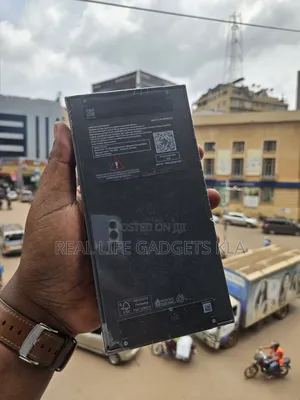 New Samsung Galaxy Z Flip7 256 GB Blue