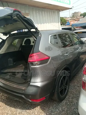 Nissan X-Trail 2018 Gray